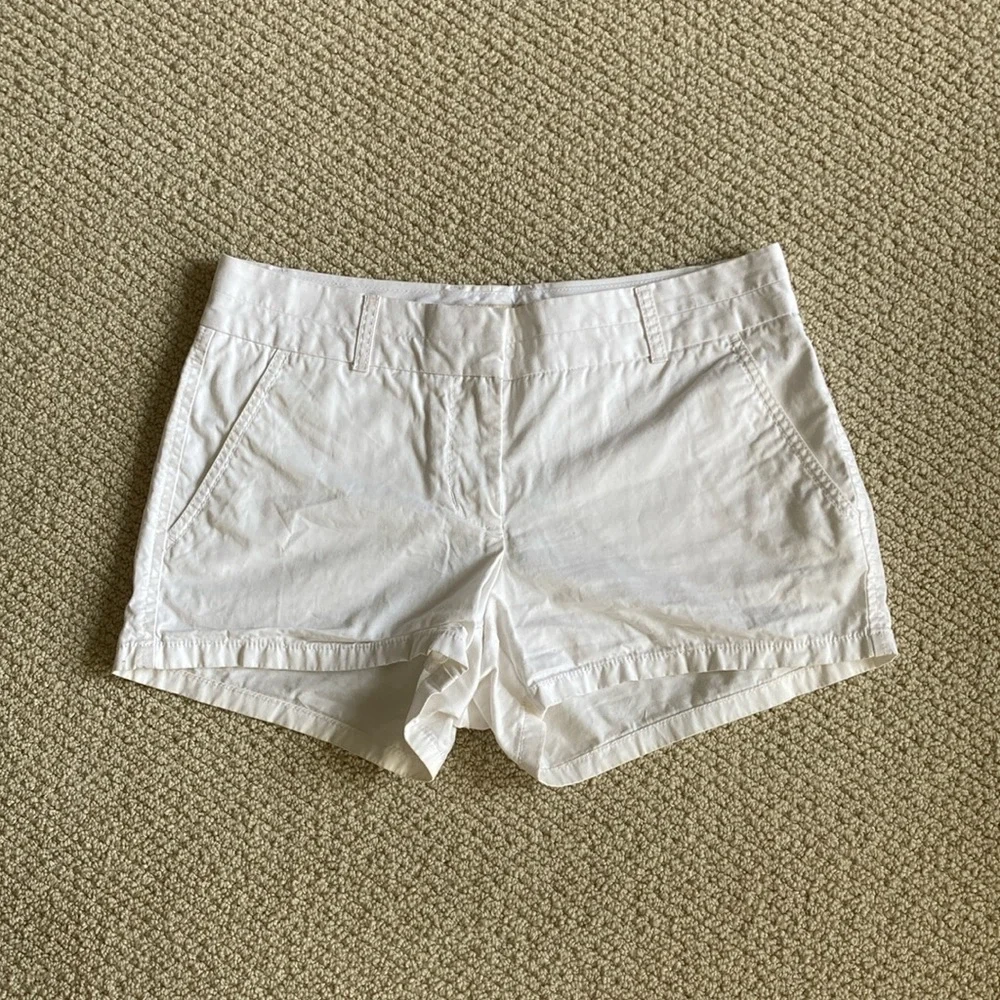J. Crew 100% Cotton Chino Shorts White Size 2 Summer Chic Breathable Boating EUC